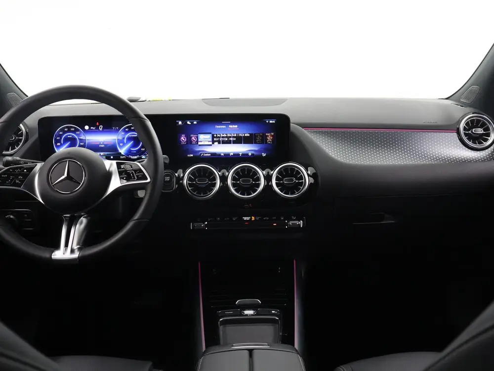 Mercedes-Benz EQA 250+ Luxury Line 71 kWh uit 2025, foto 8