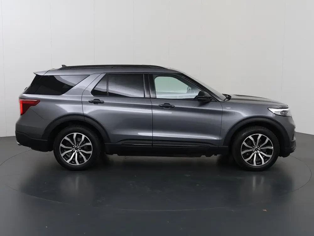 Ford Explorer 3.0 V6 EcoBoost PHEV ST-Line uit 2023, foto 6
