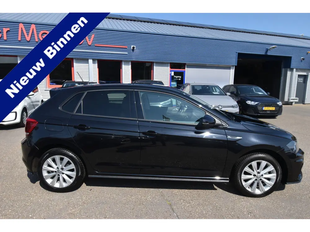 Volkswagen Polo 1.0 TSI Comfortline R-Line , NAVI , LMV16 uit 2020, foto 2