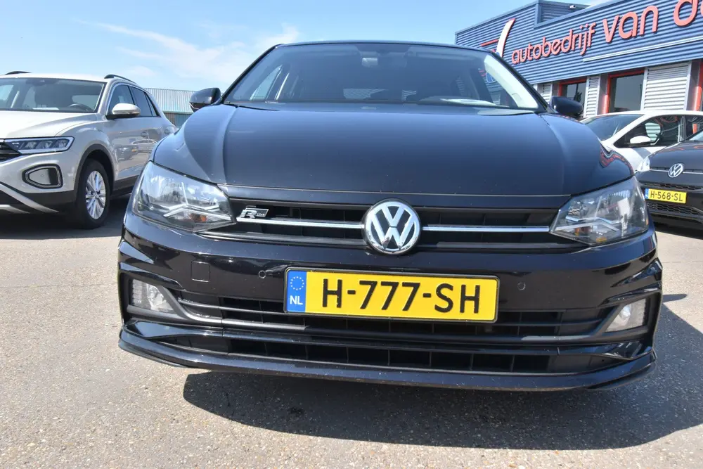 Volkswagen Polo 1.0 TSI Comfortline R-Line , NAVI , LMV16 uit 2020, foto 4