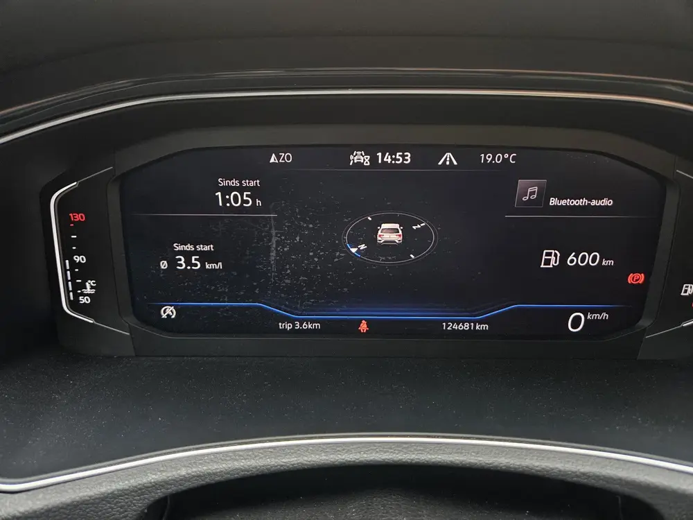 Volkswagen T-Roc 1.5 TSI Sport R-LINE NAVI PANODAK TEL LM PD uit 2020, foto 17
