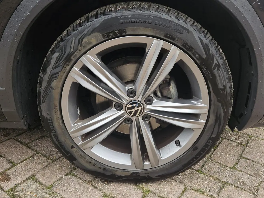 Volkswagen T-Roc 1.5 TSI Sport R-LINE NAVI PANODAK TEL LM PD uit 2020, foto 7
