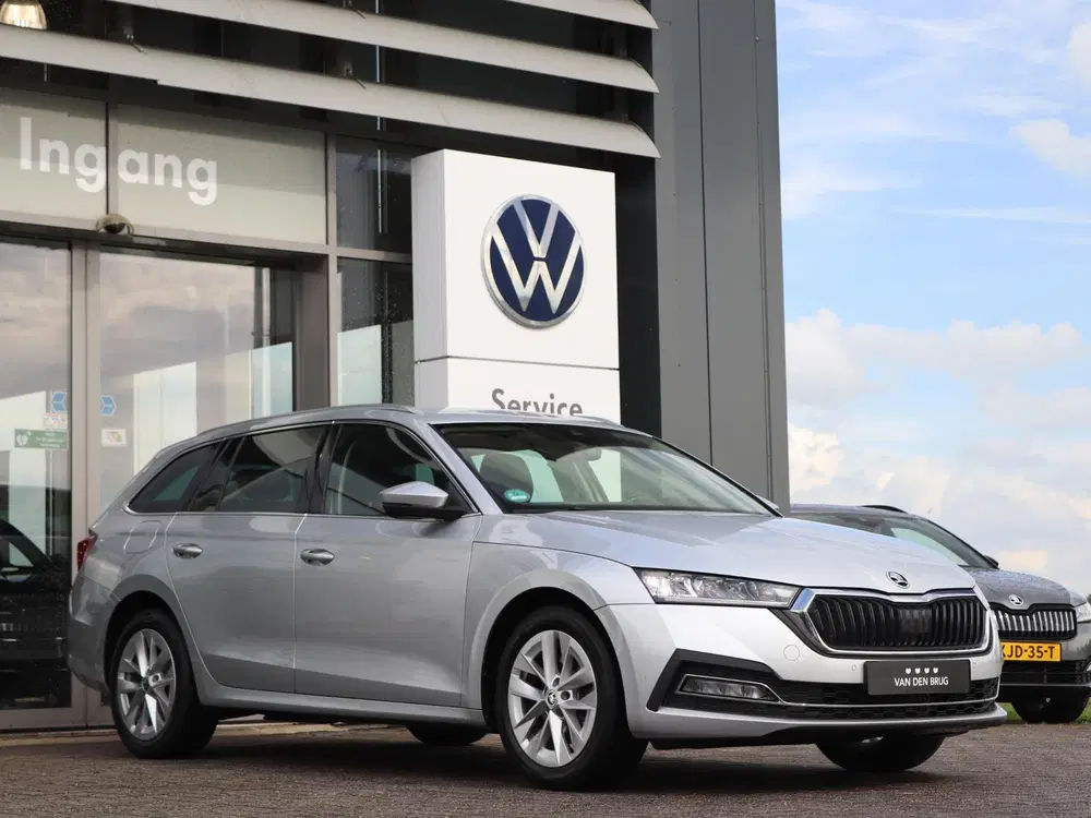 Skoda Octavia 1.4 TSI 204 pk DSG iV PHEV Style uit 2022, foto 8