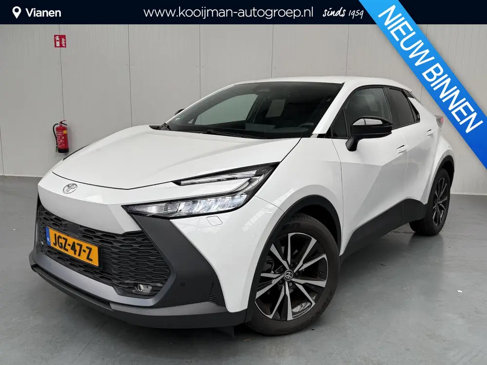 Toyota C-Hr 1.8 Hybrid 140 Business Plus uit 2025