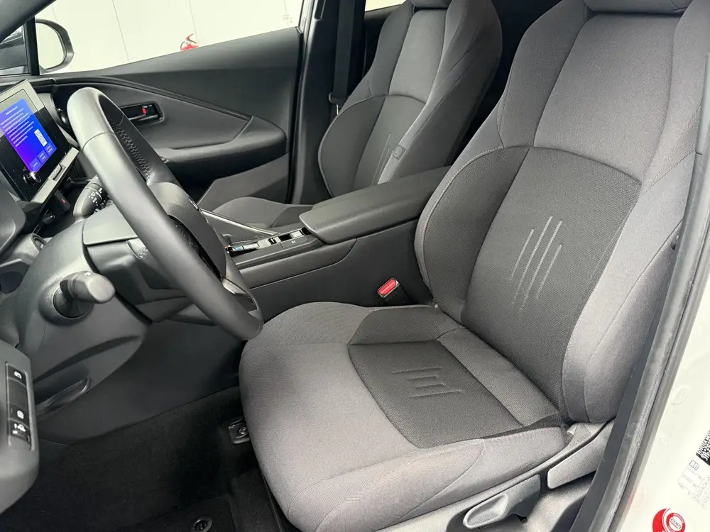 Toyota C-Hr 1.8 Hybrid 140 Business Plus uit 2025, foto 3