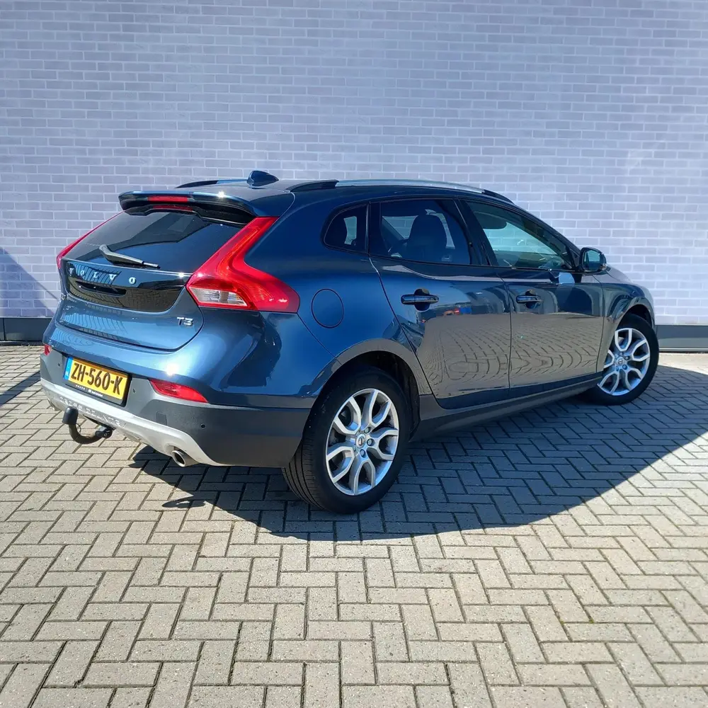 Volvo V40 Cross Country 1.5 T3 Polar+ Luxury uit 2019, foto 3