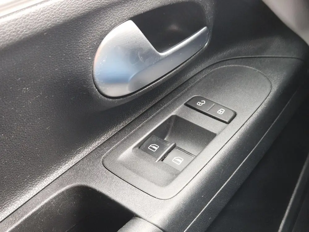 SEAT Mii 1.0 FR AIRCO CRUISE BEATS AUDIO PDC uit 2019, foto 13