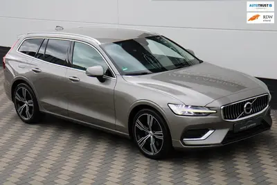 Volvo V60 2.0 T5 Inscription Carplay Trekhaak Navi Cruise ! uit 2019