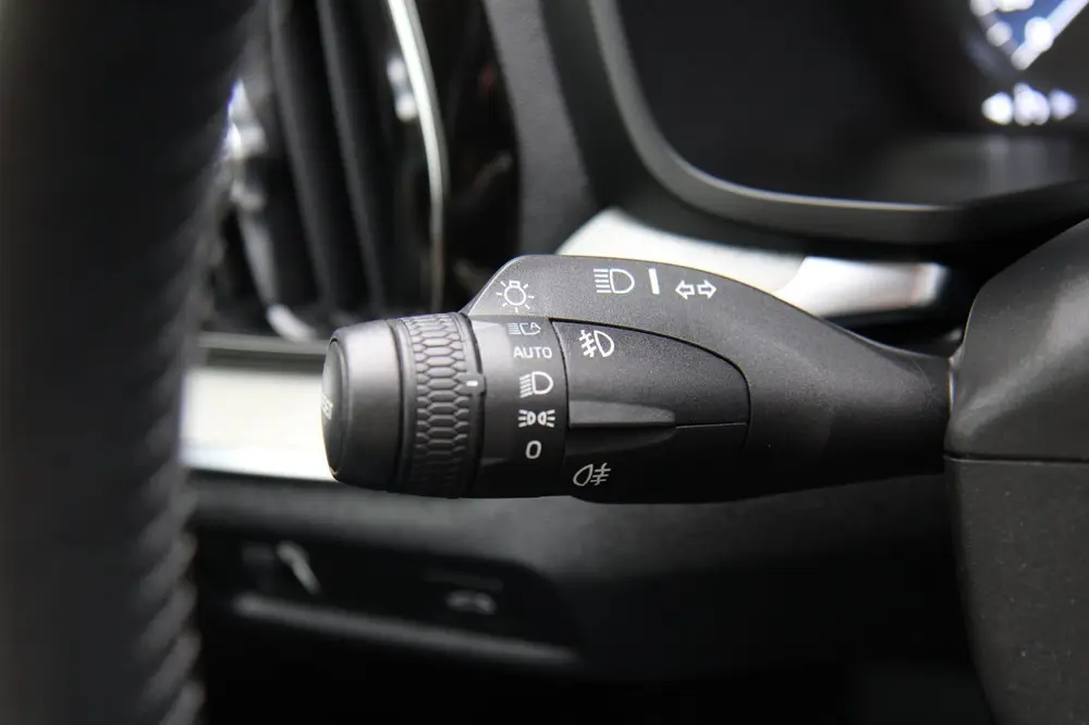 Volvo V60 2.0 T5 Inscription Carplay Trekhaak Navi Cruise ! uit 2019, foto 15