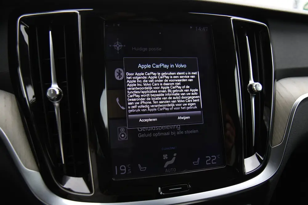 Volvo V60 2.0 T5 Inscription Carplay Trekhaak Navi Cruise ! uit 2019, foto 19