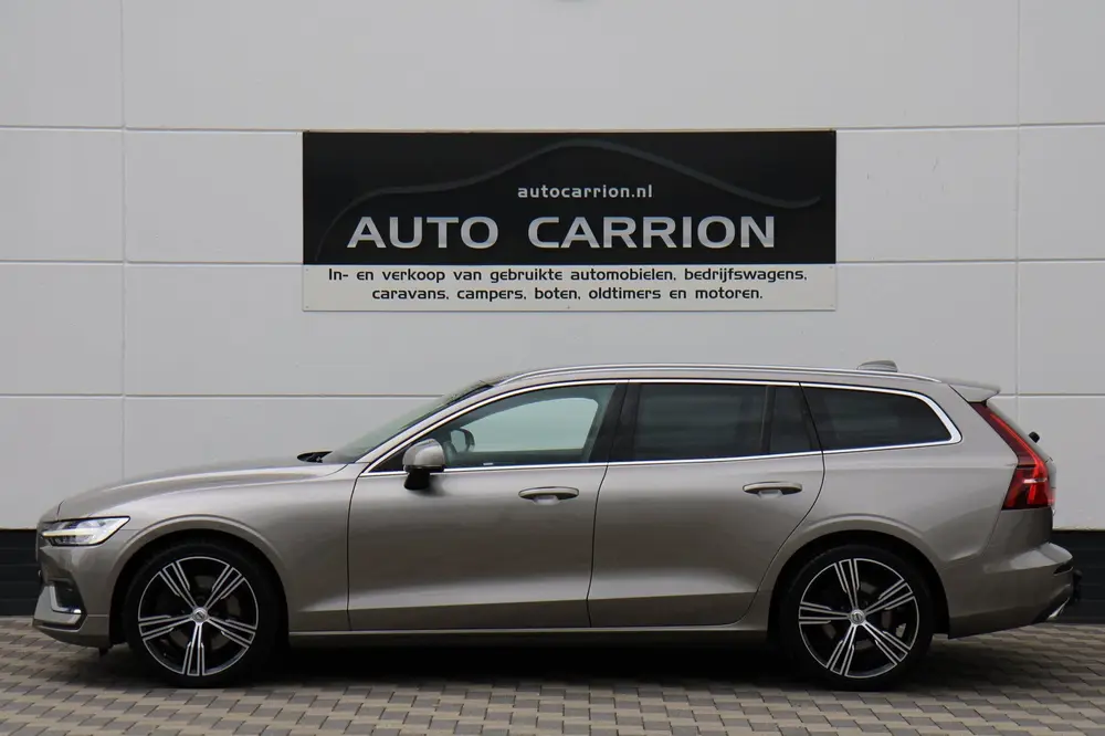 Volvo V60 2.0 T5 Inscription Carplay Trekhaak Navi Cruise ! uit 2019, foto 4