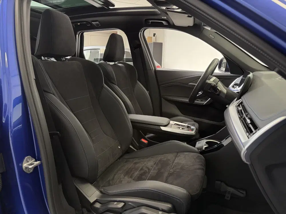 BMW iX1 eDrive20 67 kWh M-Sport uit 2024, foto 13