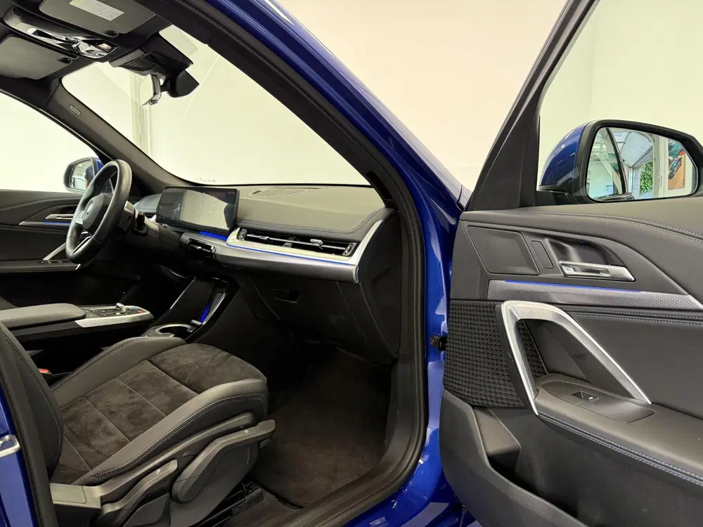 BMW iX1 eDrive20 67 kWh M-Sport uit 2024, foto 14