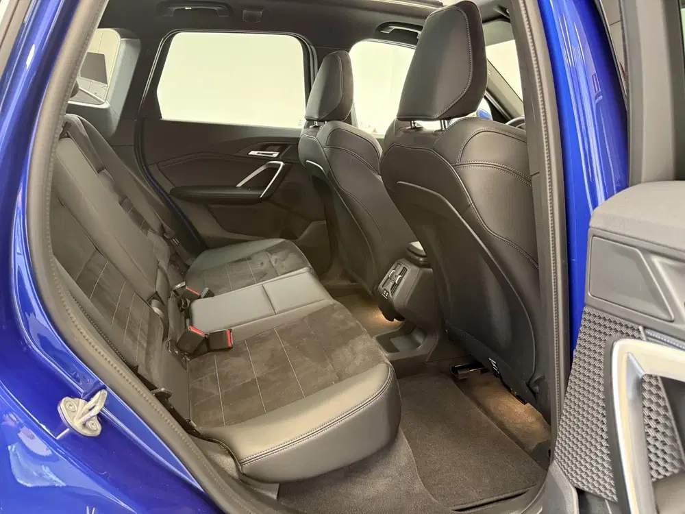 BMW iX1 eDrive20 67 kWh M-Sport uit 2024, foto 17