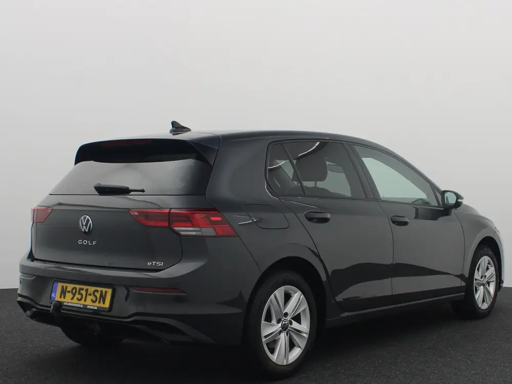 Volkswagen Golf 1.0 eTSI Life AUTOMAAT / TREKHAAK / SFEER / uit 2022, foto 16