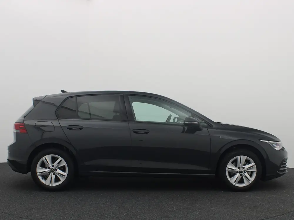Volkswagen Golf 1.0 eTSI Life AUTOMAAT / TREKHAAK / SFEER / uit 2022, foto 17