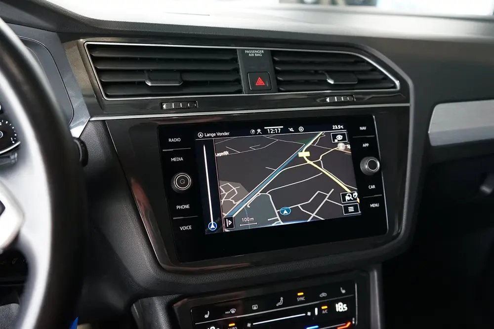 Volkswagen Tiguan 1.5 TSI Life EERSTE EIGENAAR | STOELVERWAR uit 2021, foto 10