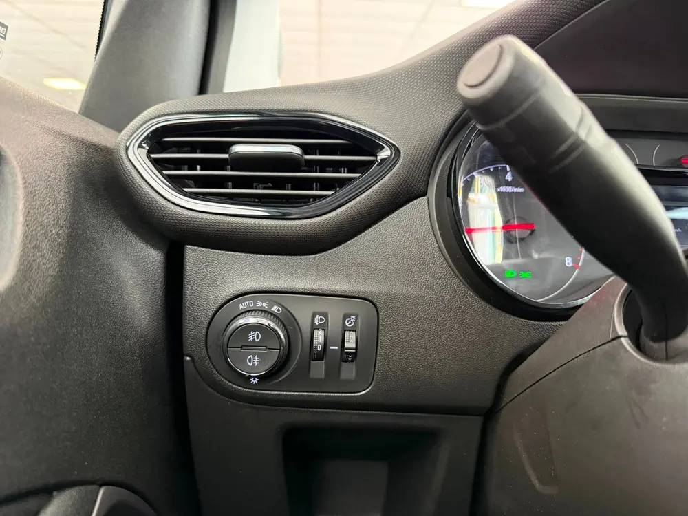 Opel Crossland 1.2 Turbo Edition uit 2019, foto 20