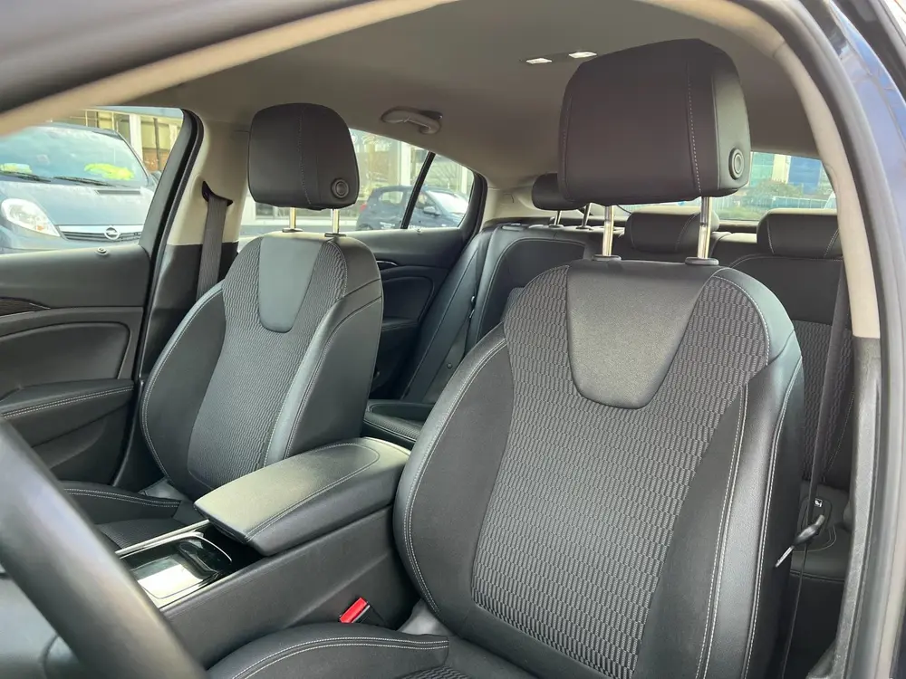 Opel Insignia 1.5 Turbo Business Executive uit 2019, foto 15