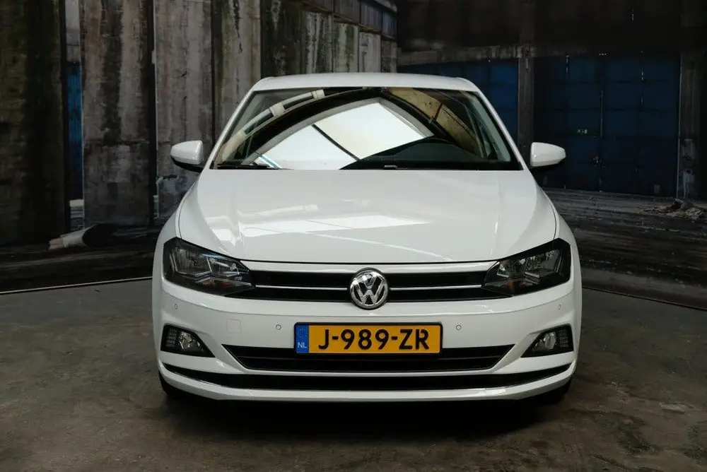 Volkswagen Polo 1.0 TSI Highline - Cruise - PDC - Nav - LMV uit 2020, foto 2
