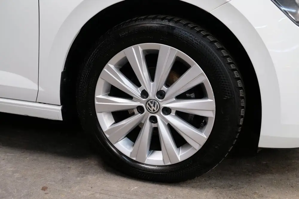 Volkswagen Polo 1.0 TSI Highline - Cruise - PDC - Nav - LMV uit 2020, foto 3