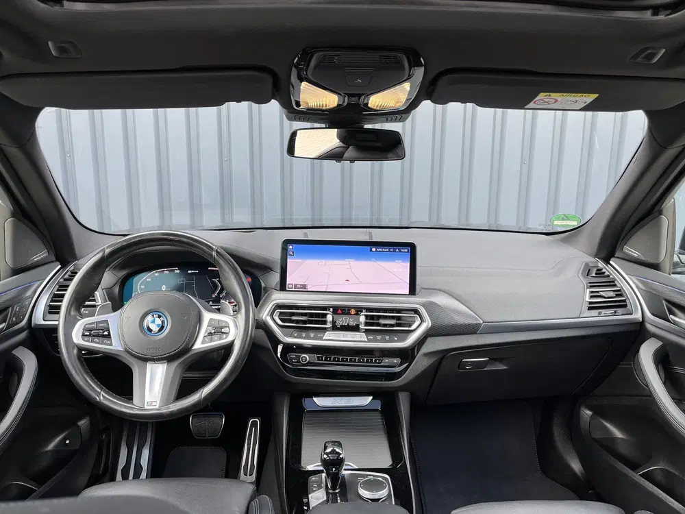 BMW X3 xDrive30e High Executive uit 2023, foto 2