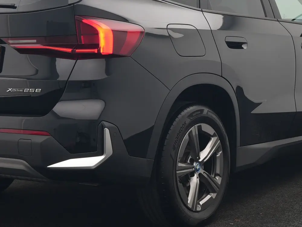 BMW X1 xDrive25e PHEV 245pk Dealer O.H. uit 2023, foto 8