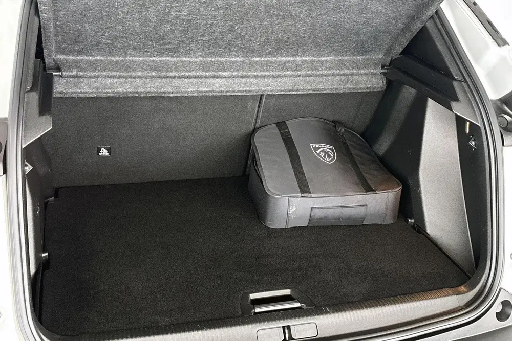 Peugeot 2008 EV GT 50 kWh Achteruitrijcamera Apple Carp uit 2023, foto 10