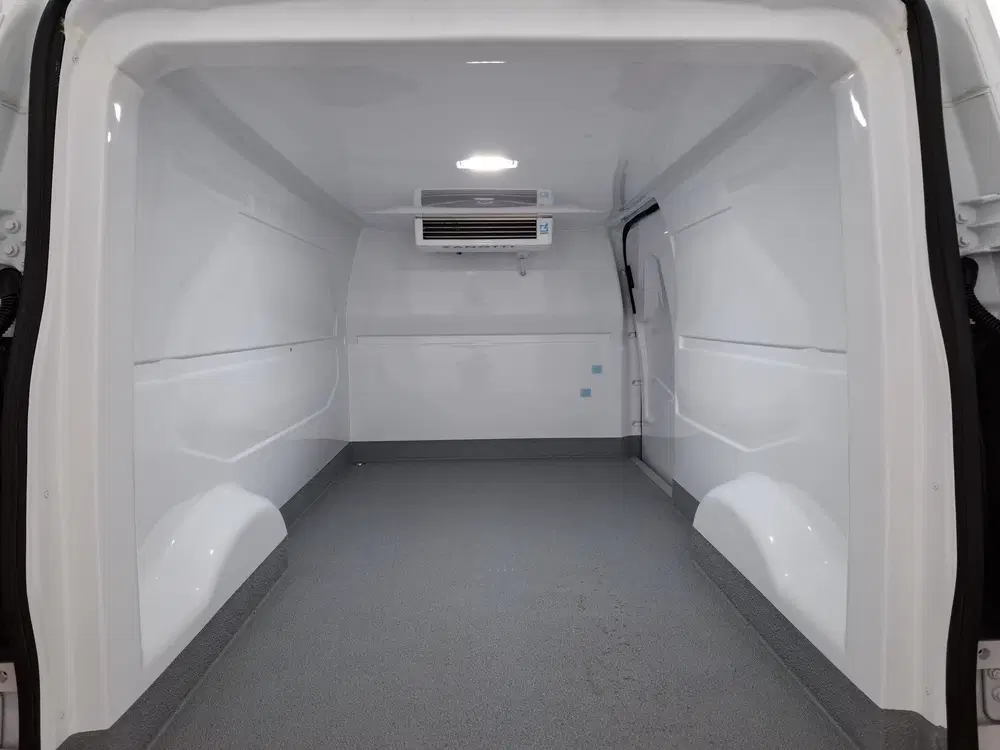 Ford Transit Custom 2.0 TDci 136pk L2 H1 Trend Koelwagen uit 2024, foto 10
