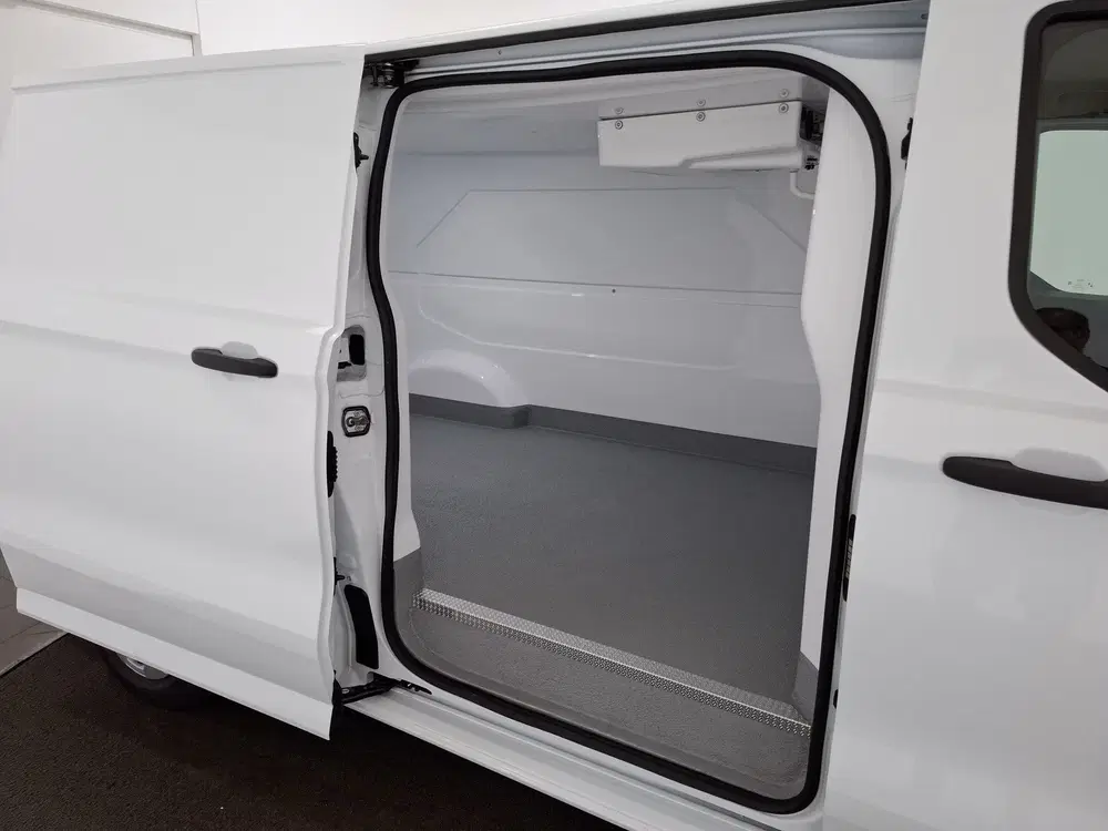Ford Transit Custom 2.0 TDci 136pk L2 H1 Trend Koelwagen uit 2024, foto 13