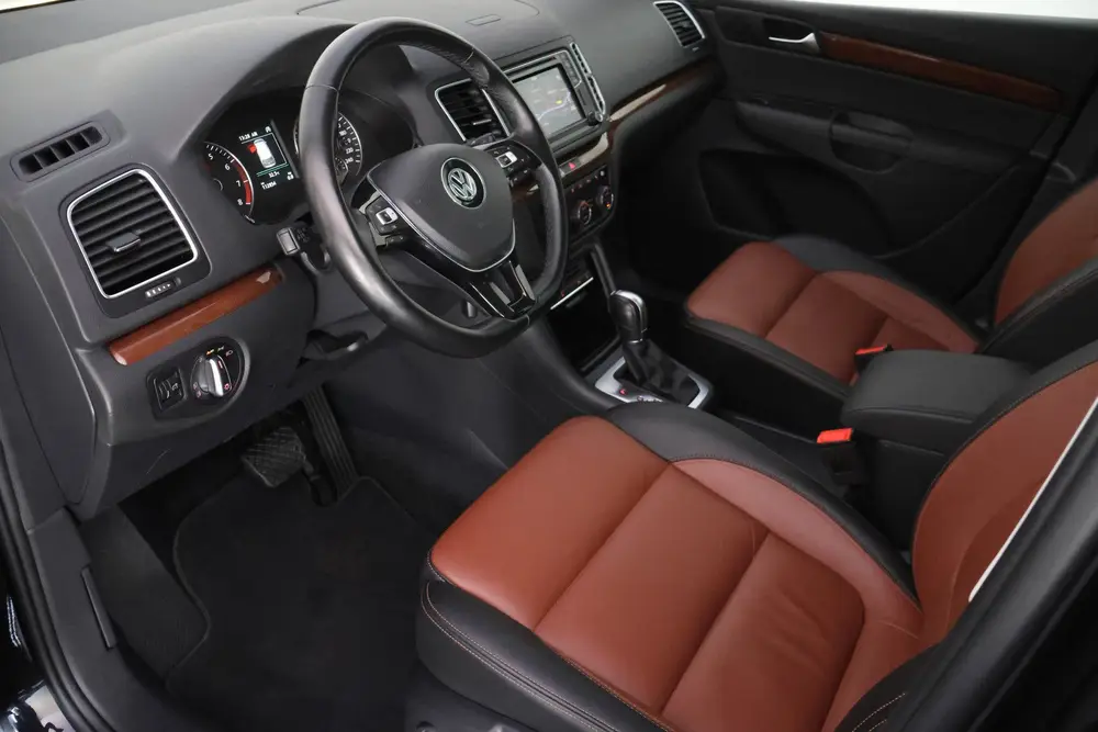 Volkswagen Sharan 1.4 TSI Dsg 7P HIGHLINE XENON | LEDER | AC uit 2019, foto 17