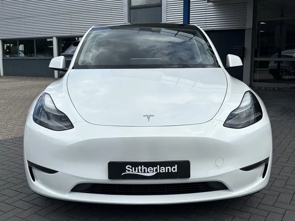 Tesla Model Y Long Range AWD 75 kWh uit 2023, foto 2