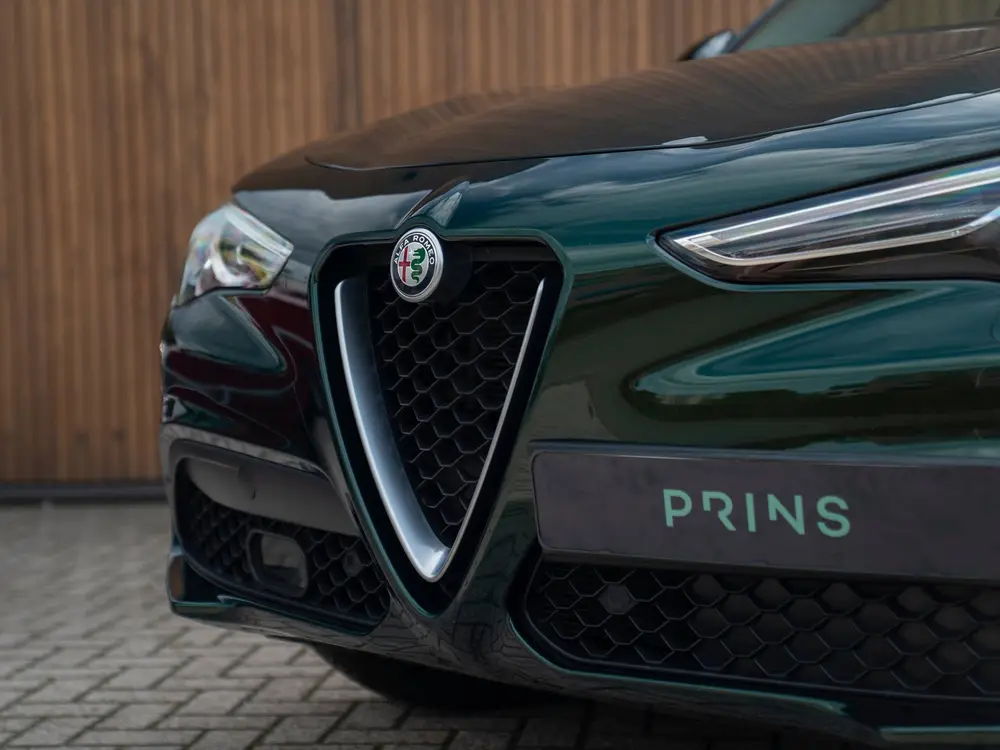 Alfa Romeo Stelvio 2.0T 280pk AWD Ti Lusso MY21 uit 2020, foto 15