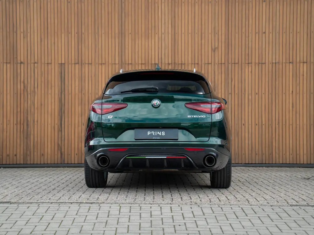 Alfa Romeo Stelvio 2.0T 280pk AWD Ti Lusso MY21 uit 2020, foto 5