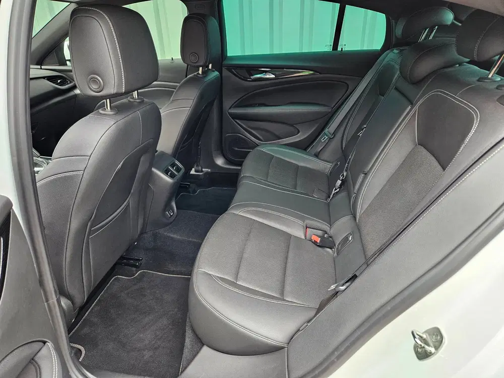 Opel Insignia 1.5 Turbo 165Pk Automaat Business uit 2020, foto 11