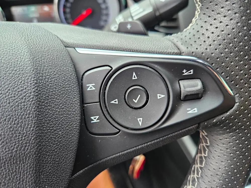Opel Insignia 1.5 Turbo 165Pk Automaat Business uit 2020, foto 19