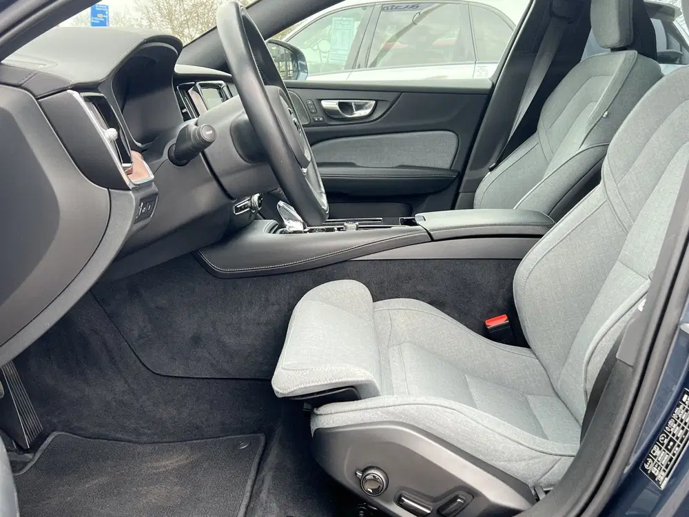 Volvo V60 2.0 T6 Recharge AWD Inscription Trekhaak P uit 2021, foto 6