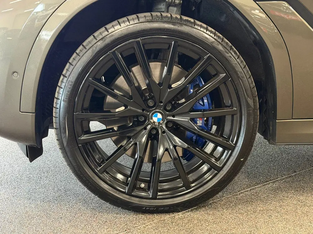 BMW X6 XDrive40i M-PAKKET uit 2020, foto 9
