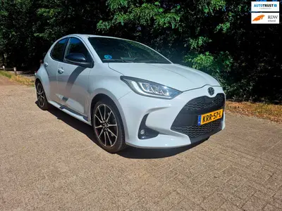 Toyota Yaris 1.5 Hybrid GR Sport . navigatie . Camera uit 2023
