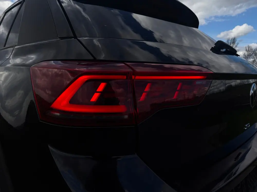 Volkswagen T-Roc R 2.0 TSI 4Motion 300PK Pano IQ-Lights uit 2023, foto 20