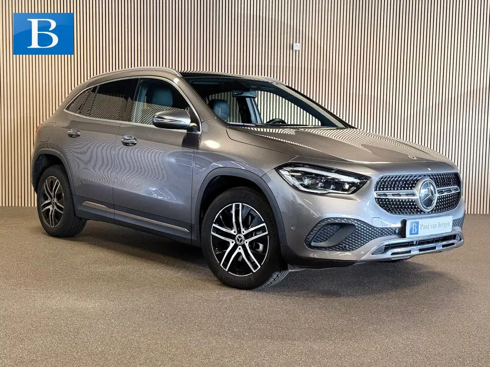 Mercedes-Benz GLA GLA 250e Progressive-PANORAMA-MEMORY-CAMER uit 2023