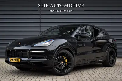 Porsche Cayenne Cayenne Coupé 3.0 E-Hybrid SportDesign | Pano | Mas uit 2020