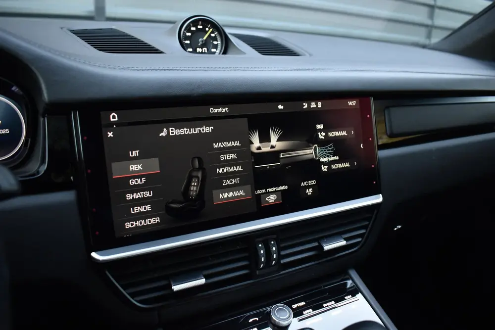 Porsche Cayenne Cayenne Coupé 3.0 E-Hybrid SportDesign | Pano | Mas uit 2020, foto 14
