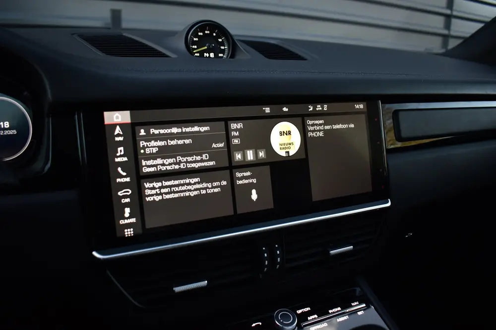 Porsche Cayenne Cayenne Coupé 3.0 E-Hybrid SportDesign | Pano | Mas uit 2020, foto 19