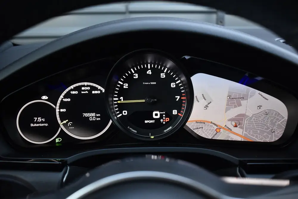 Porsche Cayenne Cayenne Coupé 3.0 E-Hybrid SportDesign | Pano | Mas uit 2020, foto 6