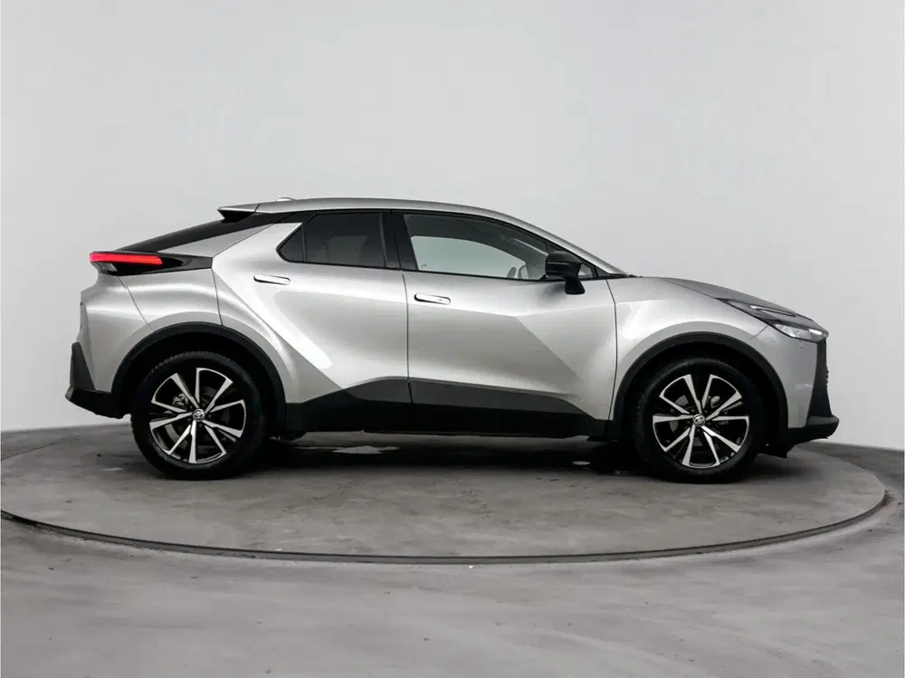 Toyota C-Hr 1.8 Hybrid 140 First Edition Limited uit 2025, foto 15