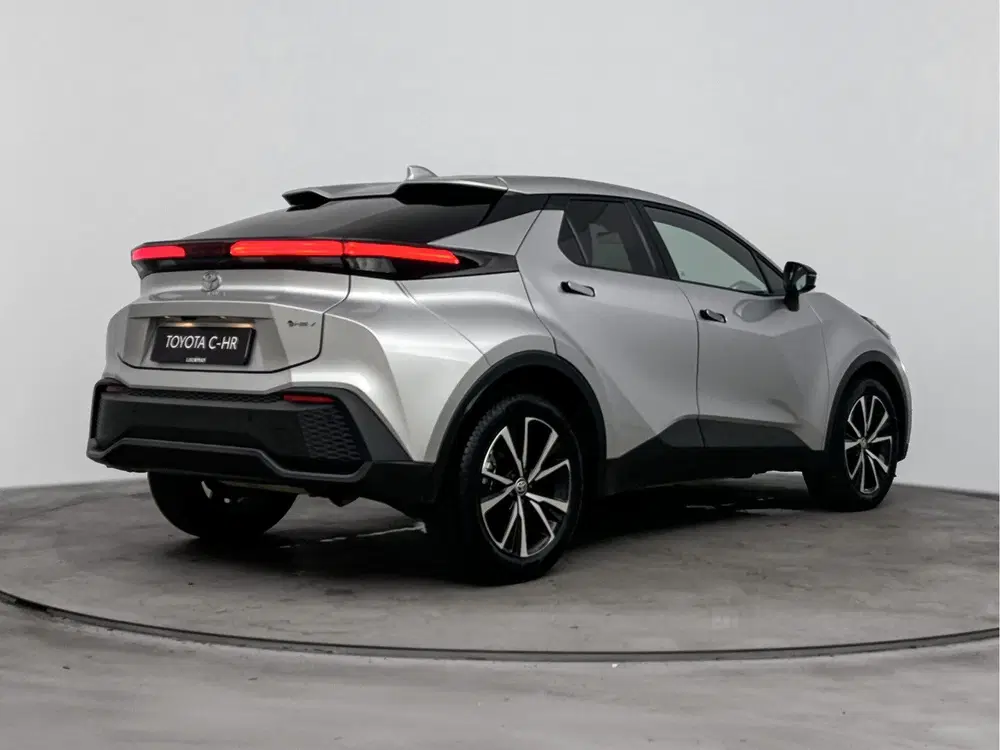 Toyota C-Hr 1.8 Hybrid 140 First Edition Limited uit 2025, foto 2