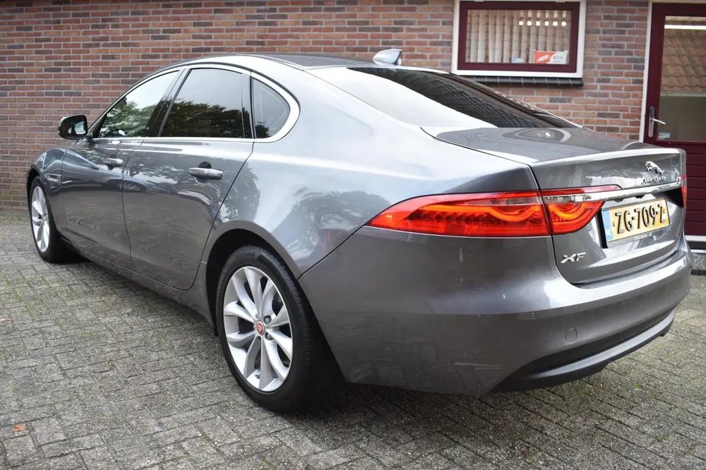 Jaguar XF 2.0d Prestige '19 Leder Xenon Clima NAvi Cruise uit 2019, foto 9