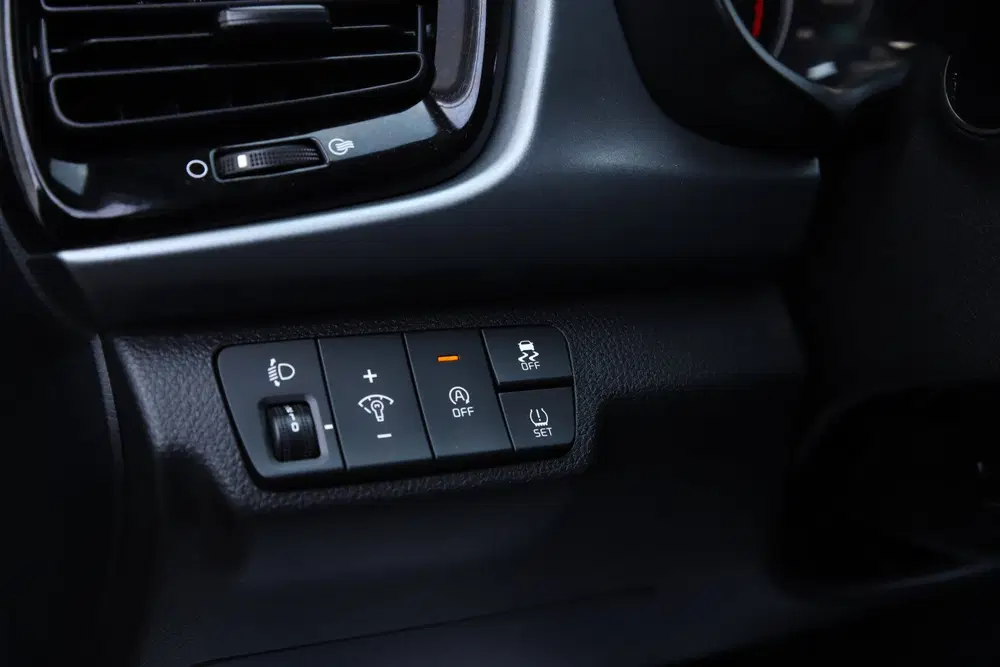 Kia Rio 1.0 T-GDi 100 PK DynamicLine uit 2022, foto 15