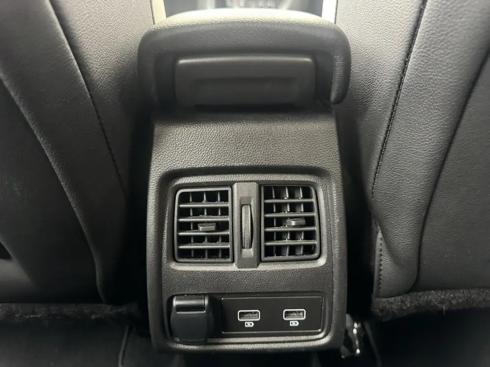 Mitsubishi ASX 1.6 HEV AT First Edition uit 2024, foto 9